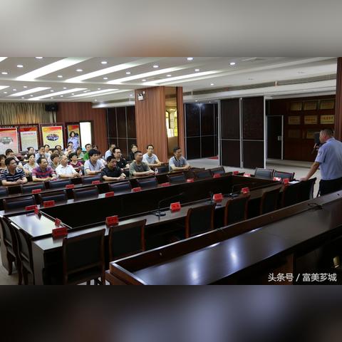 实时监控微信聊天记录，违法犯罪行为的警示与剖析