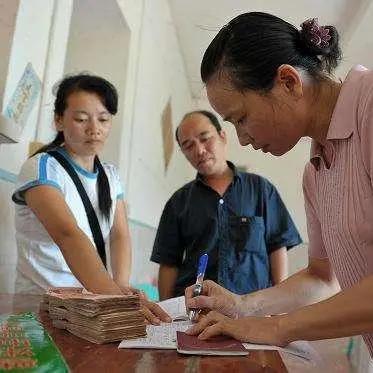 医保现刷现取服务，便利性与挑战