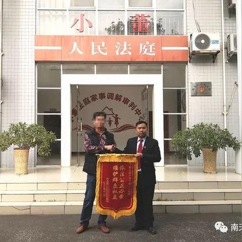 钦州市民如何便捷取现，医保卡的钱途何在？